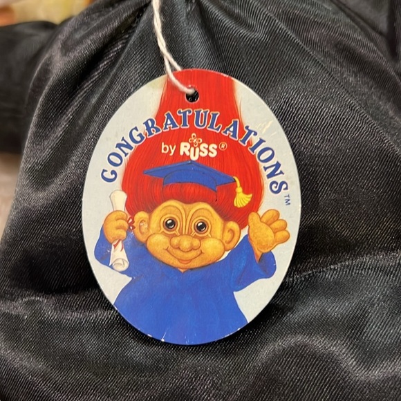 Troll Graduation Doll Russ Berrie cap & Gown 7.5” - Picture 3 of 7